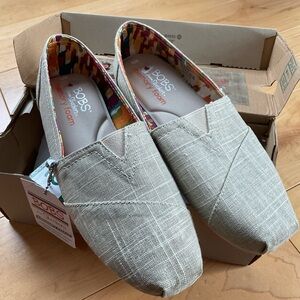 BOBS from Skechers beige linen slip-on flats with patterned lining